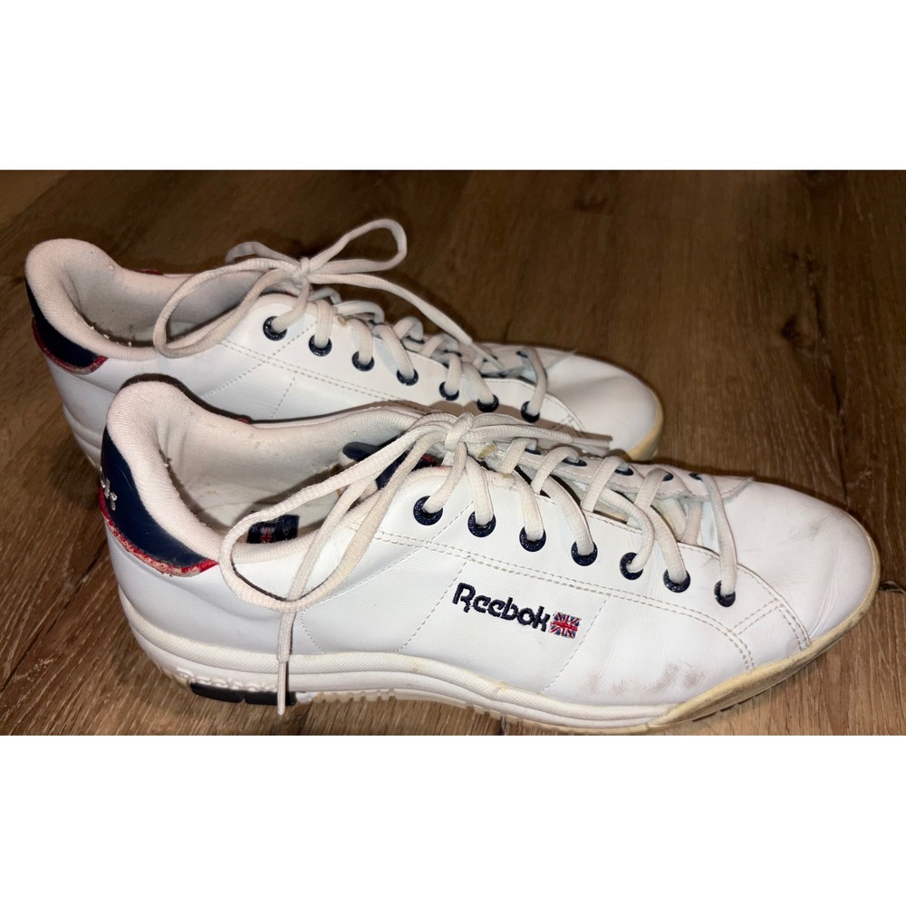 Reebok Classic Leather White Sneakers Men Size 11 1/2 NEED CLEANED